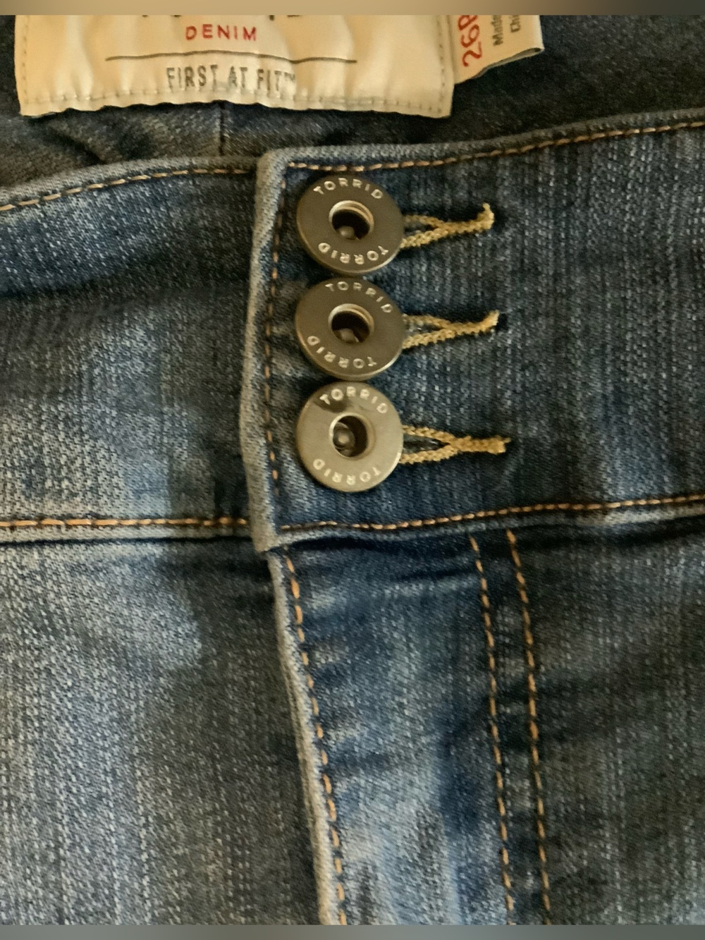 Torrid jeggings ~ 26R - Picture 5 of 15